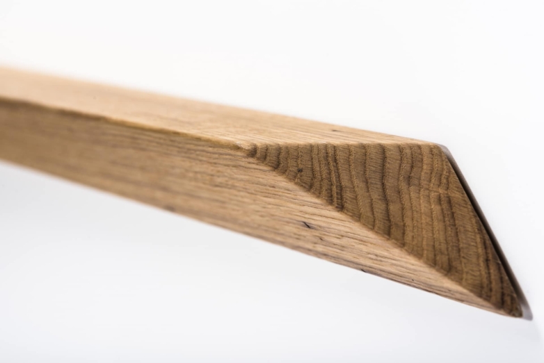Wandregal L aus Eichenholz | Verschnitt Manufaktur für nachhaltige Holzmöbel